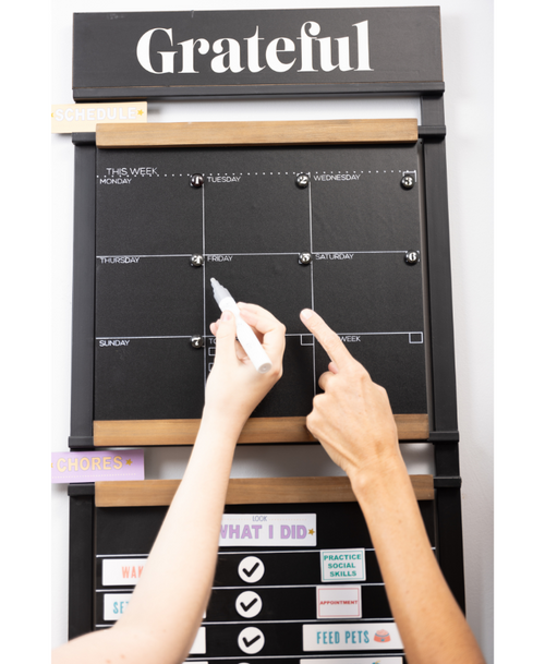 THE SAMI Wall Organizer