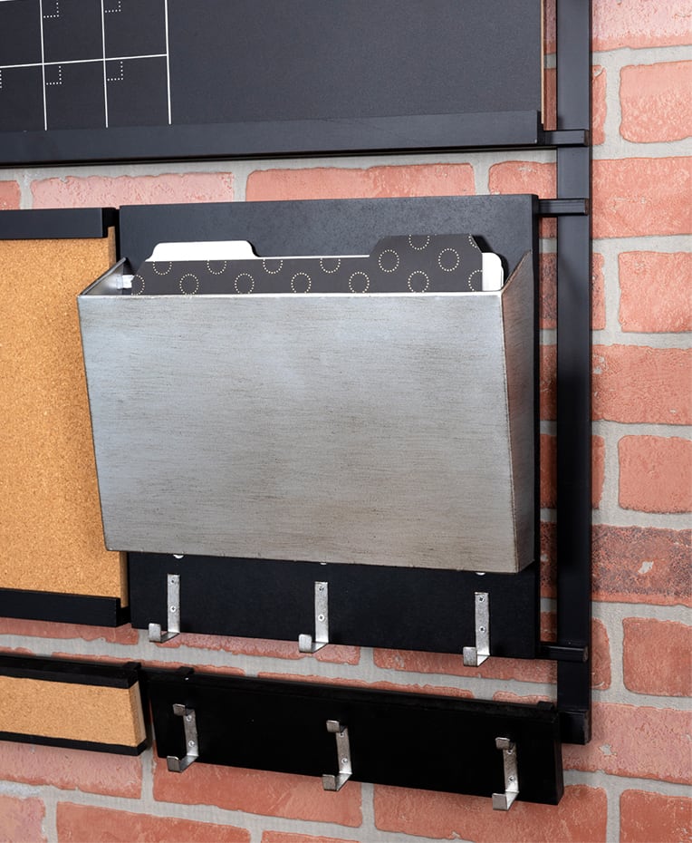 THE GRAYSON Wall Organizer