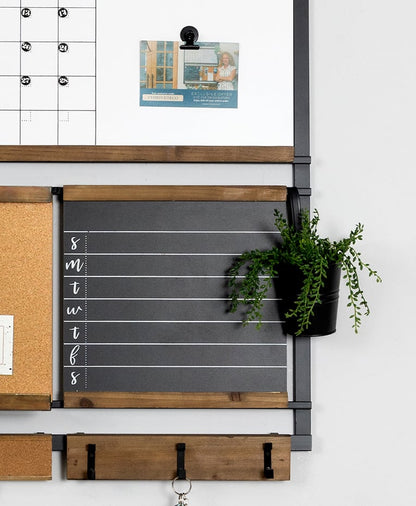 THE BROOKE Wall Organizer